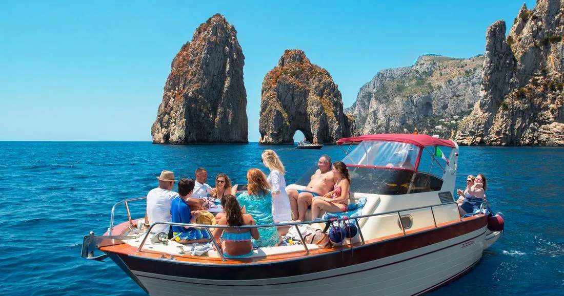 Capri: Full-Day Small Group Boat Tour